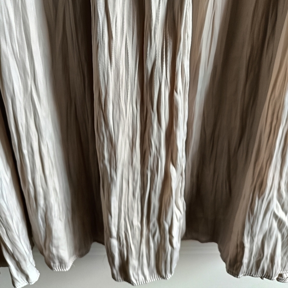 XL🌞Elegant Vintage Beige/Cream Maxi Silky Skirt - Picture 4 of 7